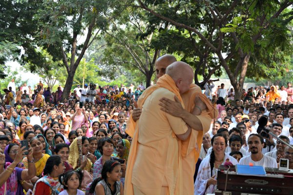 Radhanath Swami and Chandramauli Swami