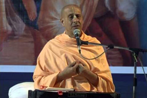 Radhanath Swami speaking on “Invaluable Lessons from Sri Govardhana Lila”2012 yatra, Mayapur, Day 3